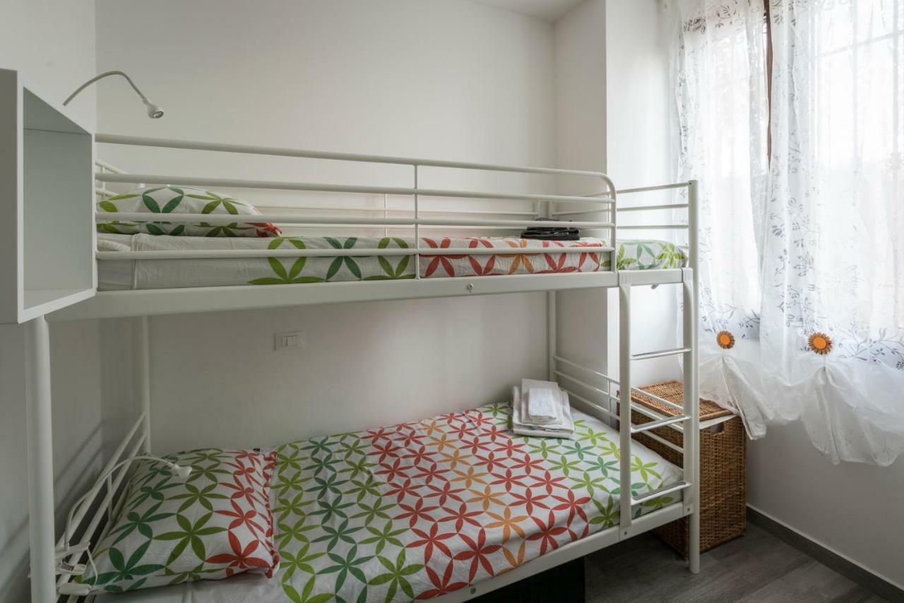 Appartamento Balkissa San Felice del Benaco Exterior foto